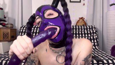 Latex Hood and Gaping Hole Dry - PissVids - hotmovs.com