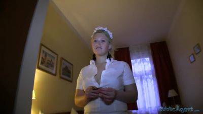 Anna - The Hottie Maid - videooxxx.com