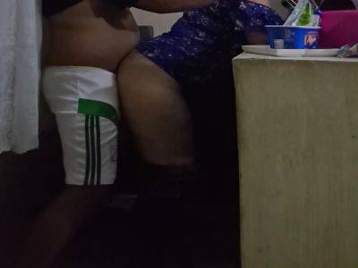 Maid Delivers Ass In The Kitchen - desi-porntube.com - India
