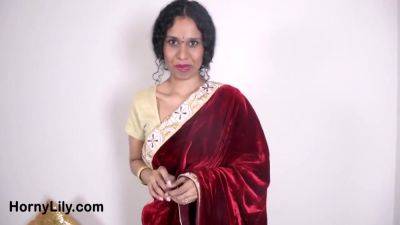 Horny Indian In Stepmom Seducing Her Stepson Virtually On Webcam Show - desi-porntube.com - India