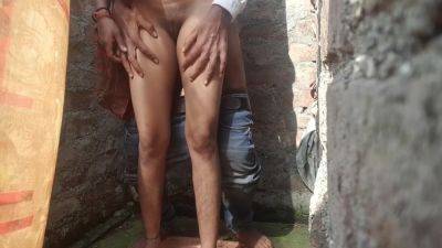 Indian Desi Erotic Bhabhi Fucks In The Openly Bathroom Outdoors With Hot Milf - desi-porntube.com - India