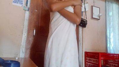 Cute Girl Masturbates In The Bathroom - upornia.com