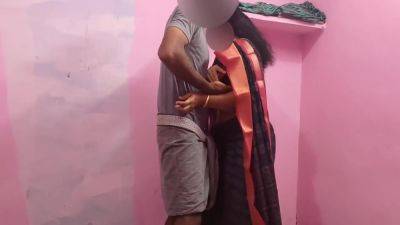 A Beautiful Tamil Aunty Found My Discarded Condom And Had Hot Sex With Her - hclips.com - India