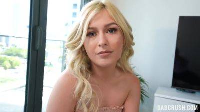 Minxx Marley In Working For The Money - videomanysex.com