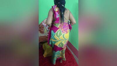 Indian Sexy Mom Striping In Home - desi-porntube.com - India