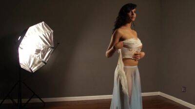 Nude Shoot #13 - Abi Shanaya - hotmovs.com - India