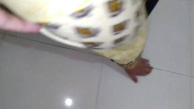 (telugu Maid Ko Jabardast Choda) Desi Maid Fucked By The Owner With Condom While Cleaning Room - Huge Cum Wild - upornia.com - India