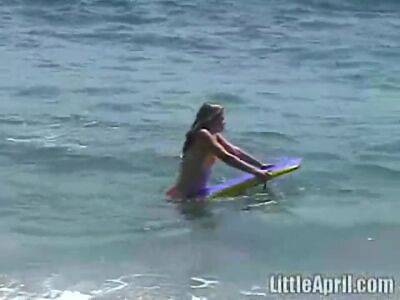 Masturbating bikini teen goes solo - hotmovs.com