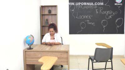 Min Galilea - Roxana Caputo And Min Galilea - A Milf And A Student - Sccisoring - Teacher And Teens Ft - upornia.com - Colombia