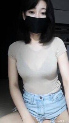 Amateur webcam girl masturbate big dildo - drtuber.com - Japan