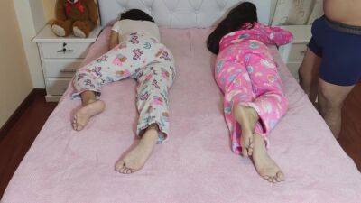 My Twin Girls Charged Me To Take Good Care Of Them And I Give Them Lots Of Milk - hclips.com - Usa