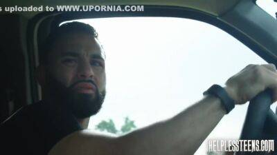 Jessa Blue In Chased And Chained In 4k - upornia.com