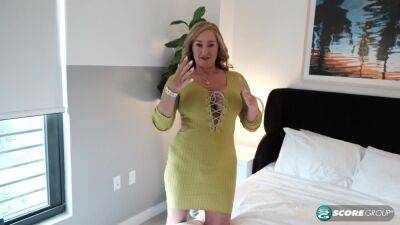 Wendy Raine, her big tits and you - 40SomethingMag - hotmovs.com