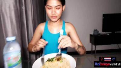 Tiny Thai Amateur Teen Girlfriend Namtam Homemade Dinner And Fucked - videomanysex.com - Thailand