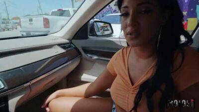 Alyce Anderson - Young Latina blows and fucks stranger in the car - sunporno.com - India