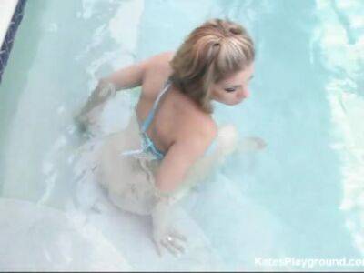 Siren - Kate's Playground - hotmovs.com