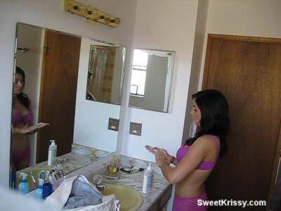 Spying on Krissy in the bathroom - txxx.com