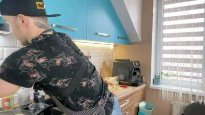 Bad Volodya and his way of making Asian rice. Cooking and fucking - veryfreeporn.com
