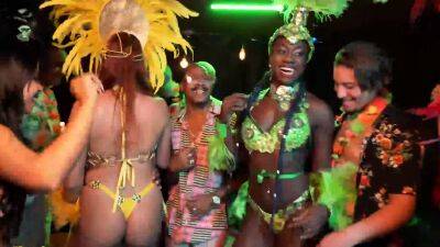 brazilian carnaval DP fuck party orgy - drtuber.com - Brazil