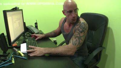 Bosss Fucked - upornia.com