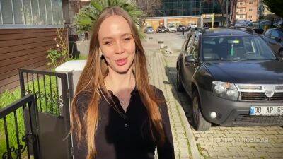 Cute Girl Made A Blowjob To A Stranger For Help - hclips.com - Russia