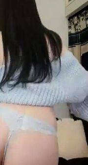 Pussy close up by slutty teen on cam - drtuber.com - Japan
