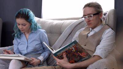 Casual Teen Sex - Blue-haired teeny fucked gently - drtuber.com