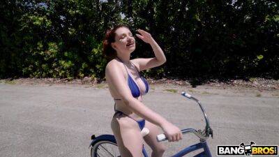 Annabel Redd - Annabel Redd - Big Titty Joy Ride In 4k - upornia.com