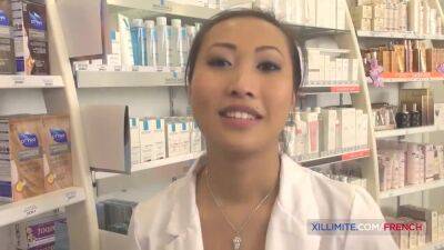 Sharon Lee - Sharon Lee - Pharmacienne Asiatique Se Tape Un Client - 1080p - upornia.com