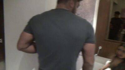 Tina - Indian Desi girl in a hotel room with newly selected boyfriend, with full Hindi audio. Tina and Nik - sunporno.com - India