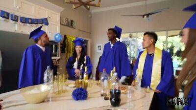 College Graduates - Hold The Door House Party With Alexa Payne - upornia.com