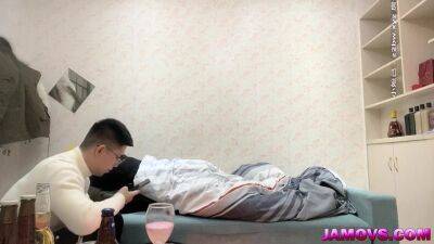 Ex-boyfriend f*cks stunning Shanghai woman in hotel room - hotmovs.com - China