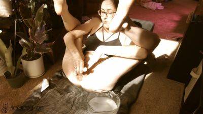 Window Sunlit Pussy Shaving - upornia.com