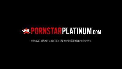 PORNSTARPLATINUM Busty Pornstar Christie Stevens Facialized - drtuber.com