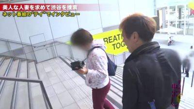 0000438_三十路の日本人女性が潮吹きするガン突き人妻NTR素人ナンパセックス - upornia.com - Japan