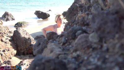 Erin Electra - Peeping Voyeur Fucks Blonde Milf On The Beach - Erin Electra - hclips.com