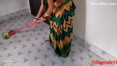 Green Saree Indian Mature Sex In Fivester Hotel ( Official Video By Villagesex91) - hclips.com - India