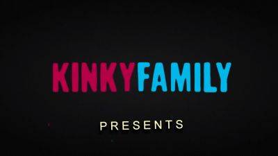 Kinky Family - Coco Lovelock - I fuck my stepsis for money - drtuber.com