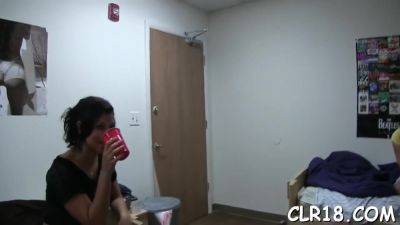 Babe Bounds On Fat Penis - videomanysex.com