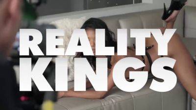 Jade Kush - Charles Dera - Jade - Dera Jade and Charles Dera fuck hard in HD reality kings video - sexu.com