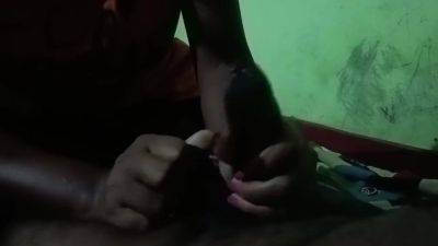 Tamil Girl Give Blow To Boyfriend - desi-porntube.com - India