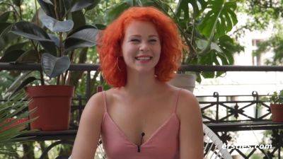 Rothaarige Helena Masturbiert Auf Dem Balkon - upornia.com - Germany