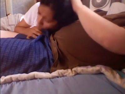 Blowjob Atas Katil - hclips.com