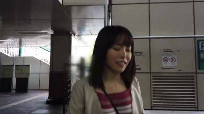 0000570_日本人女性がガン突きされる痙攣イキセックス - upornia.com - Japan