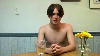 His Dick - Young piss lover jerking off his dick all by himself - drtuber.com