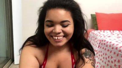 Brunette wife with big boobs gives blowjob - drtuber.com
