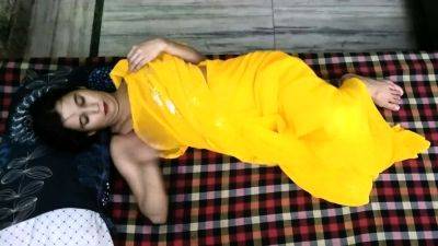 Beautiful Indian Housewife Enjoying Rough Romantic Sex - drtuber.com - India