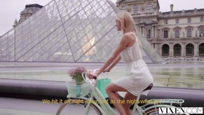 Teen Blonde Loving The Romantic Dream In Paris - upornia.com