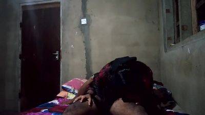 Sri Lanka Blowjob,කලලග ඇග උඩ තනදක මරකල,පයය නගගන හට - hclips.com - India - Sri Lanka