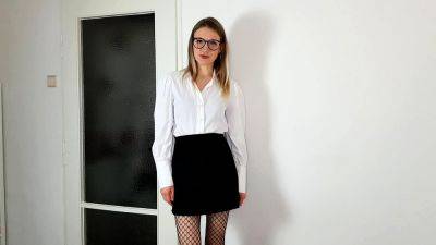 Amateur blonde teen sucks dick in hot pov blowjob sex tape - drtuber.com